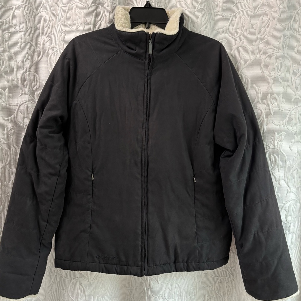 Columbia Sherpa Trim Jacket size Medium